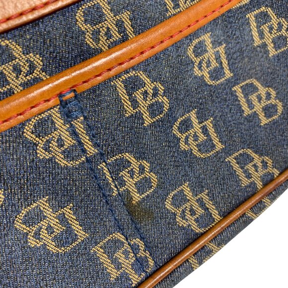 VTG Dooney Bourke Signature Small Denim Leather Trim Banana Shoulder Bag Purse - Picture 4 of 14